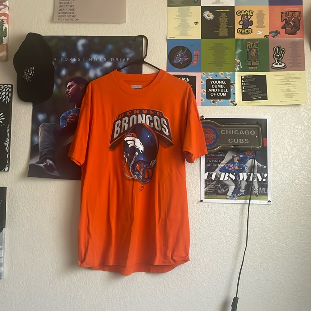 VINTAGE BRONCOS T‼️‼️‼️